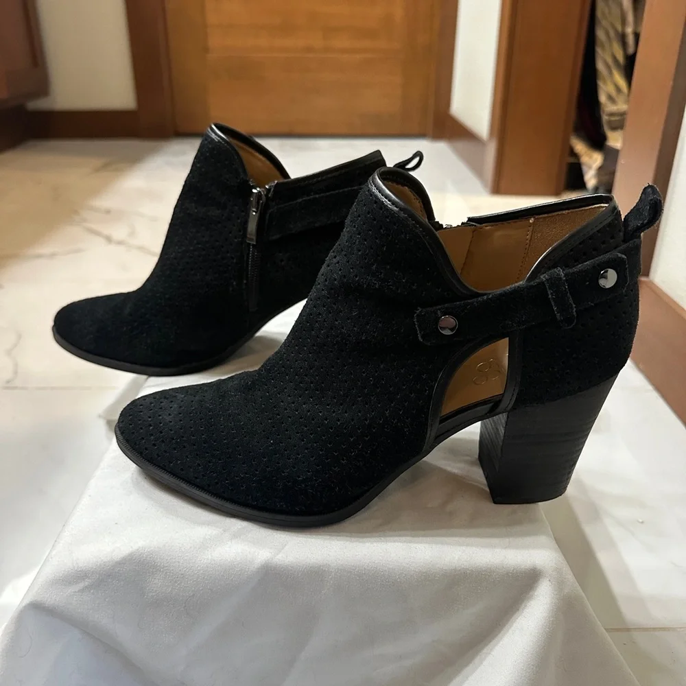 Black Franco Sarto booties - Size 10 - Picture 2 of 3